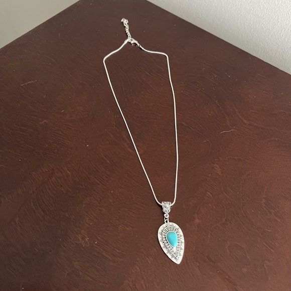 Silver Plated Boho Aztec Vintage Inspired Pendant Necklace Turquoise New - Picture 1 of 5